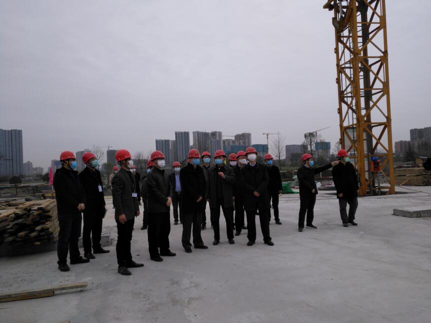 银娱优越会集团党委书记、董事长任丁率队 赴金牛宾馆检查工程复工事情