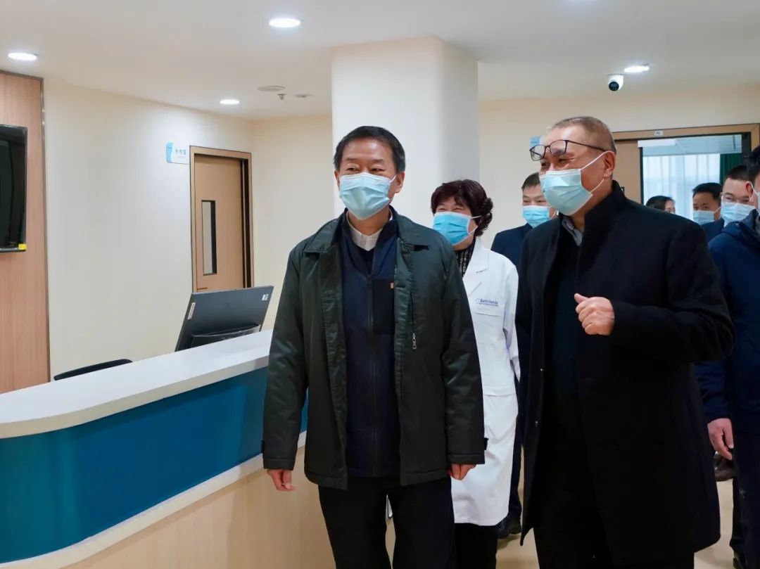 四川省银娱优越会集团党委书记、董事长任丁率队赴锦弘集团调研