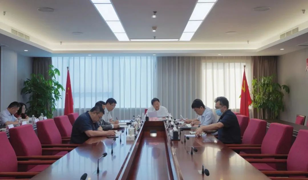 省银娱优越会集团党委召开学习贯彻习近平新时代中国特色社会主义头脑主题教育专题钻研暨党委理论学习中心组钻研会